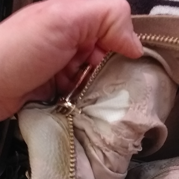 Mk purse - Picture 2 of 2